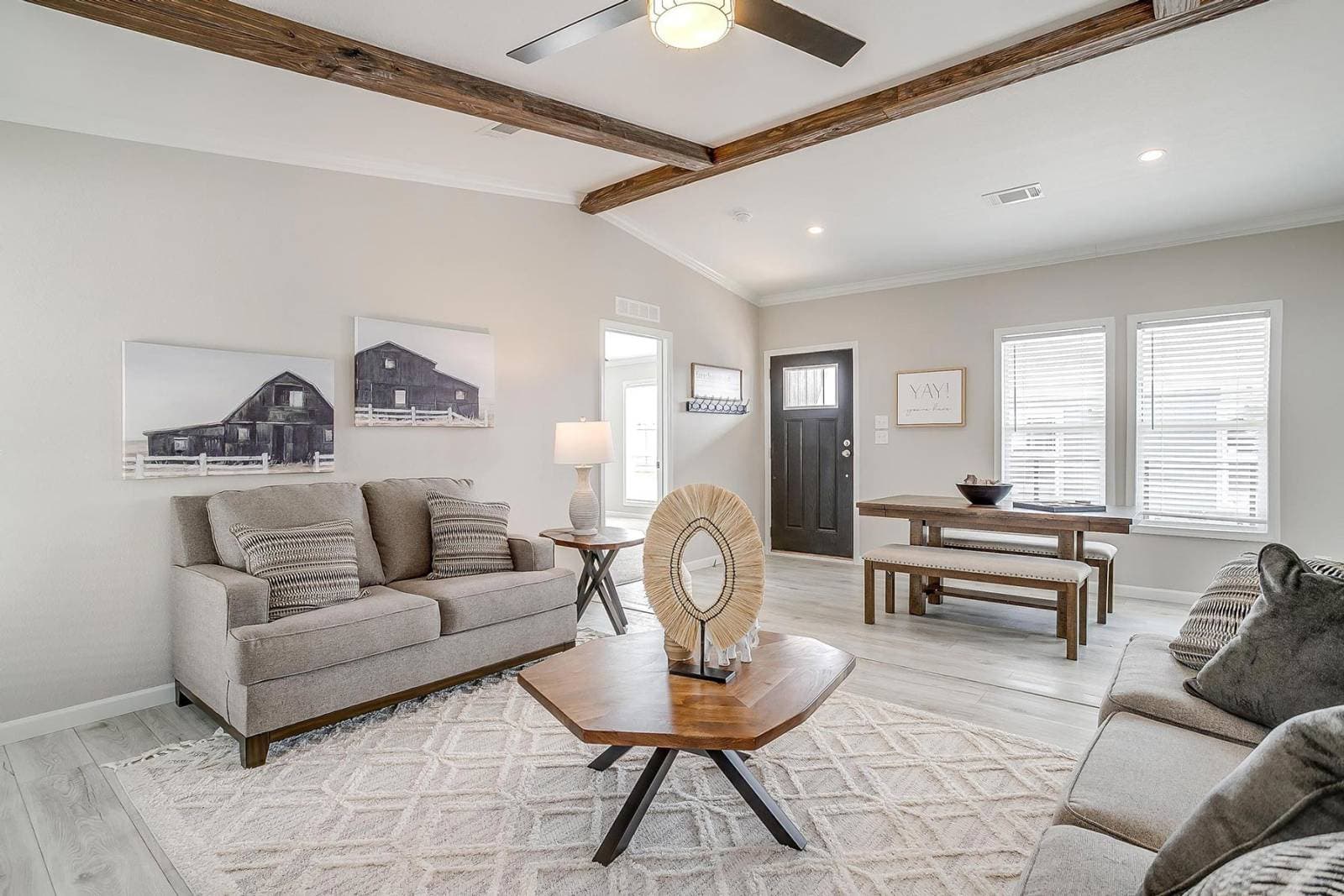 Innovation 2860h interior home features