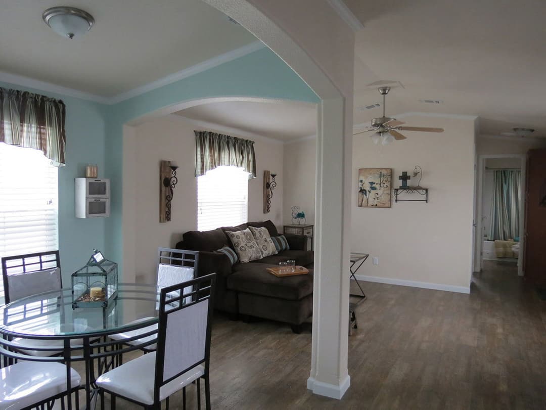 Innovation 1656a interior home features