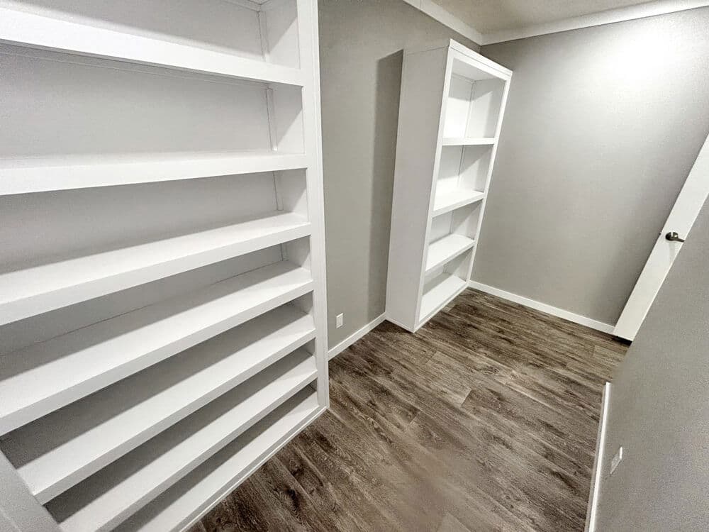 The big josh interior home features