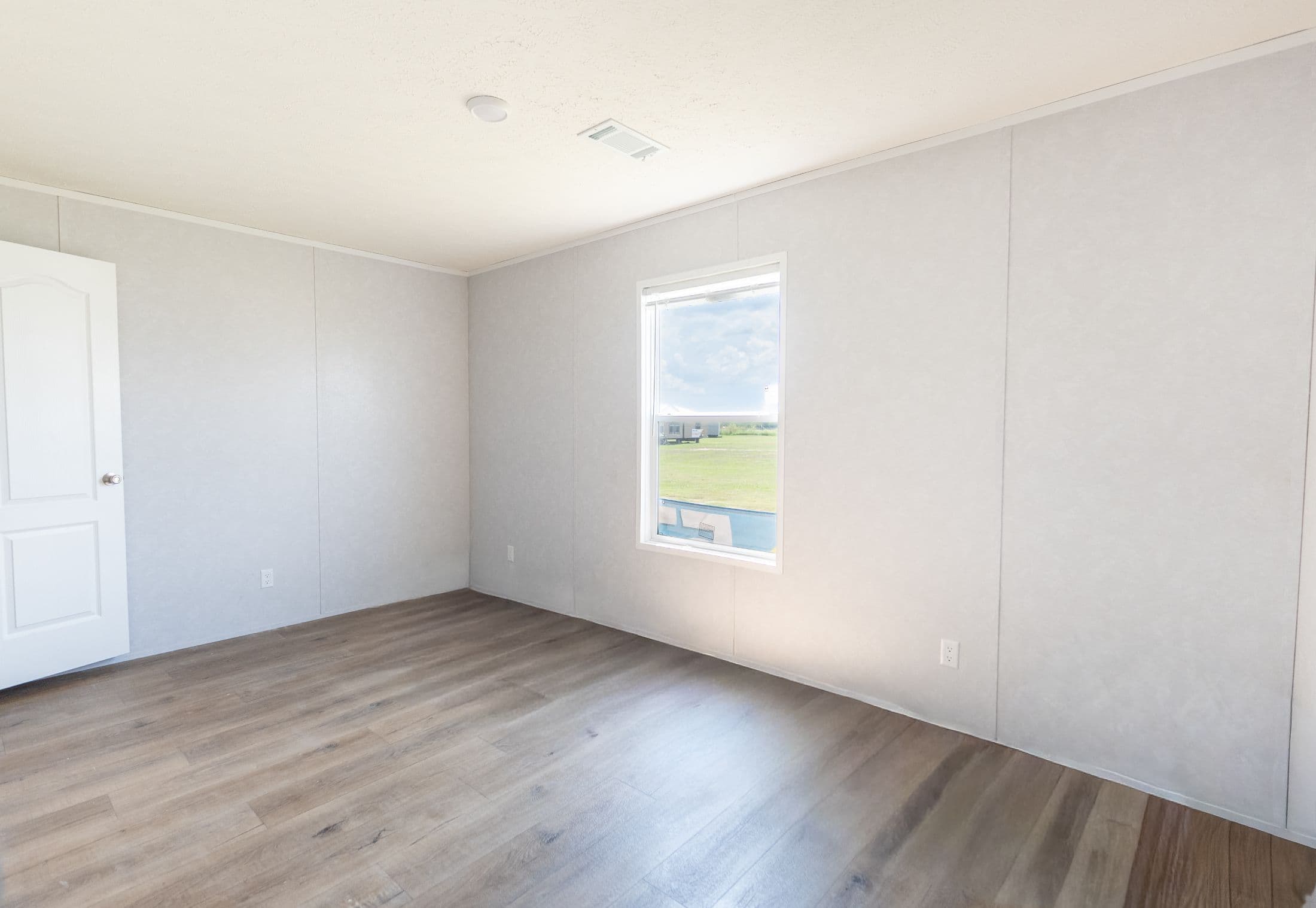 Valu maxx premier 16763a  home features