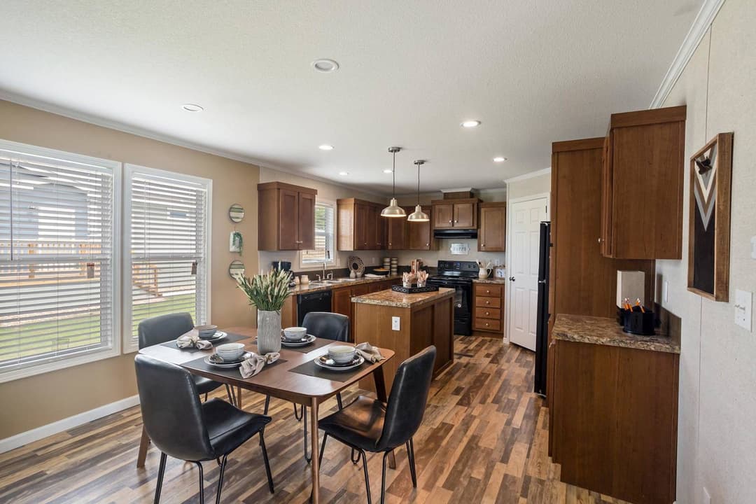 Innovation 2856a kitchen home features