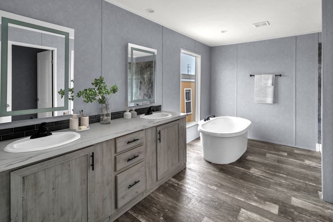 Valu premier 32724g bathroom home features