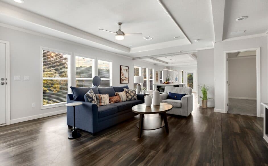 Haven 6368 interior home features