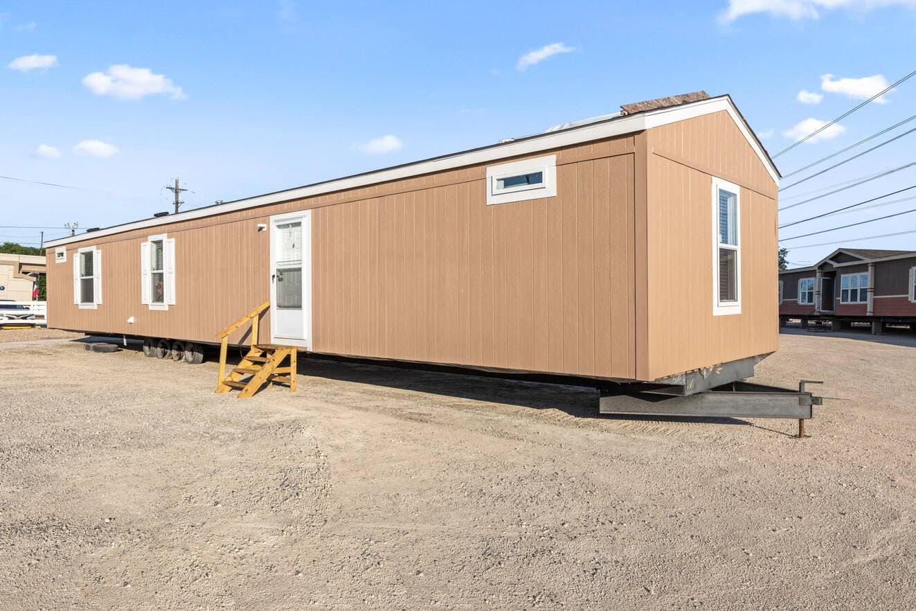 Valu premier 16683g exterior, elevation, and hero home features