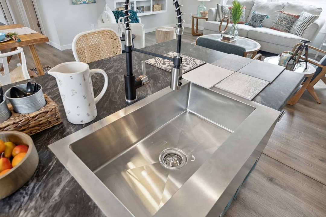 Ws2856h kitchen home features