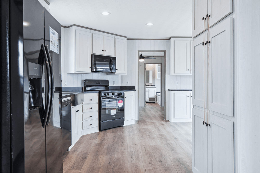 Anniversary 16682f kitchen home features