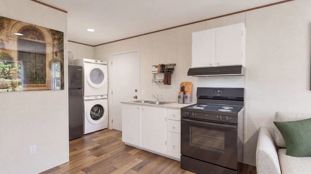 Buttercup kitchen home features