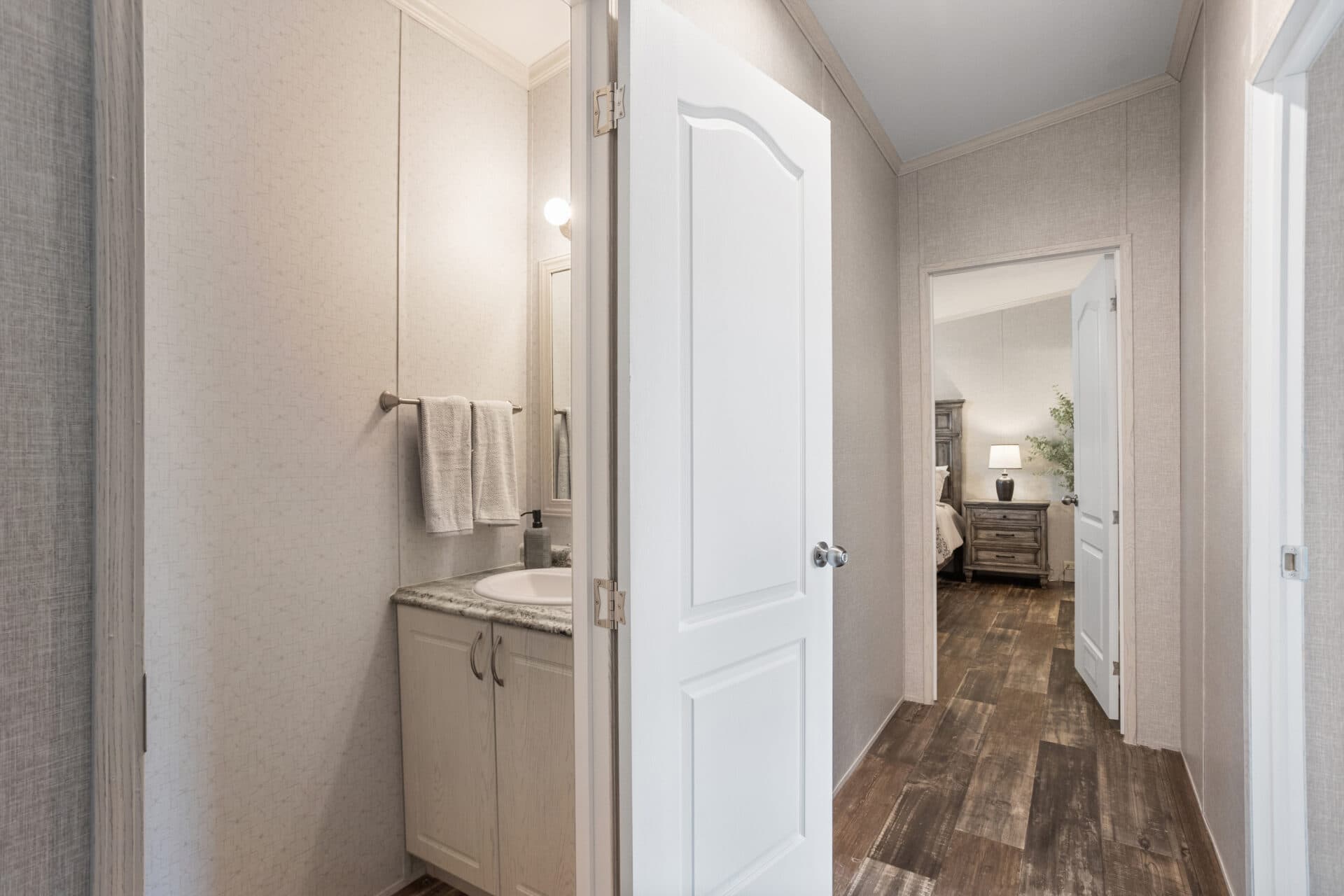 Heritage h-3272-43a interior home features