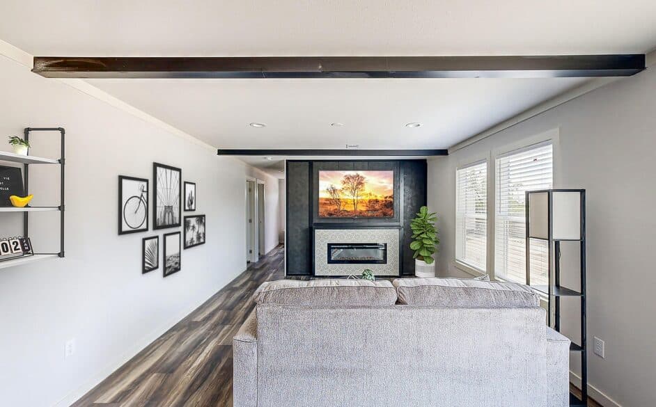 Rose r68e interior home features