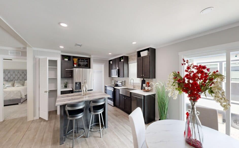 Magnificent seven 2321 kitchen home features