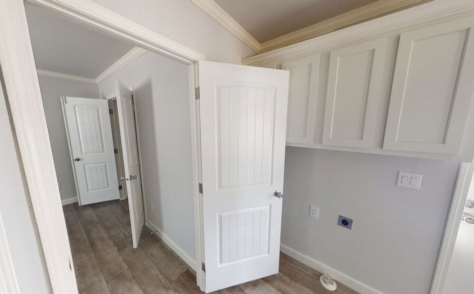 Radiant d46dp8 interior home features