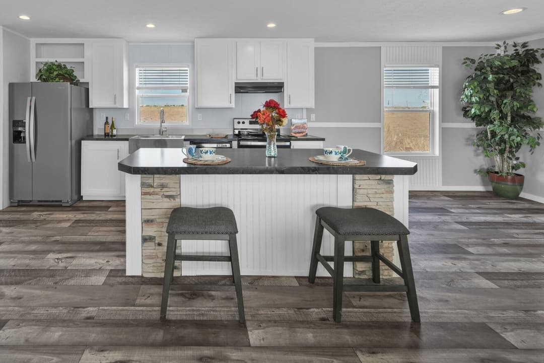 Alamo lite 28724t interior home features