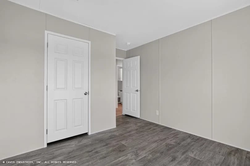 Valuhomes 28564p bedroom home features
