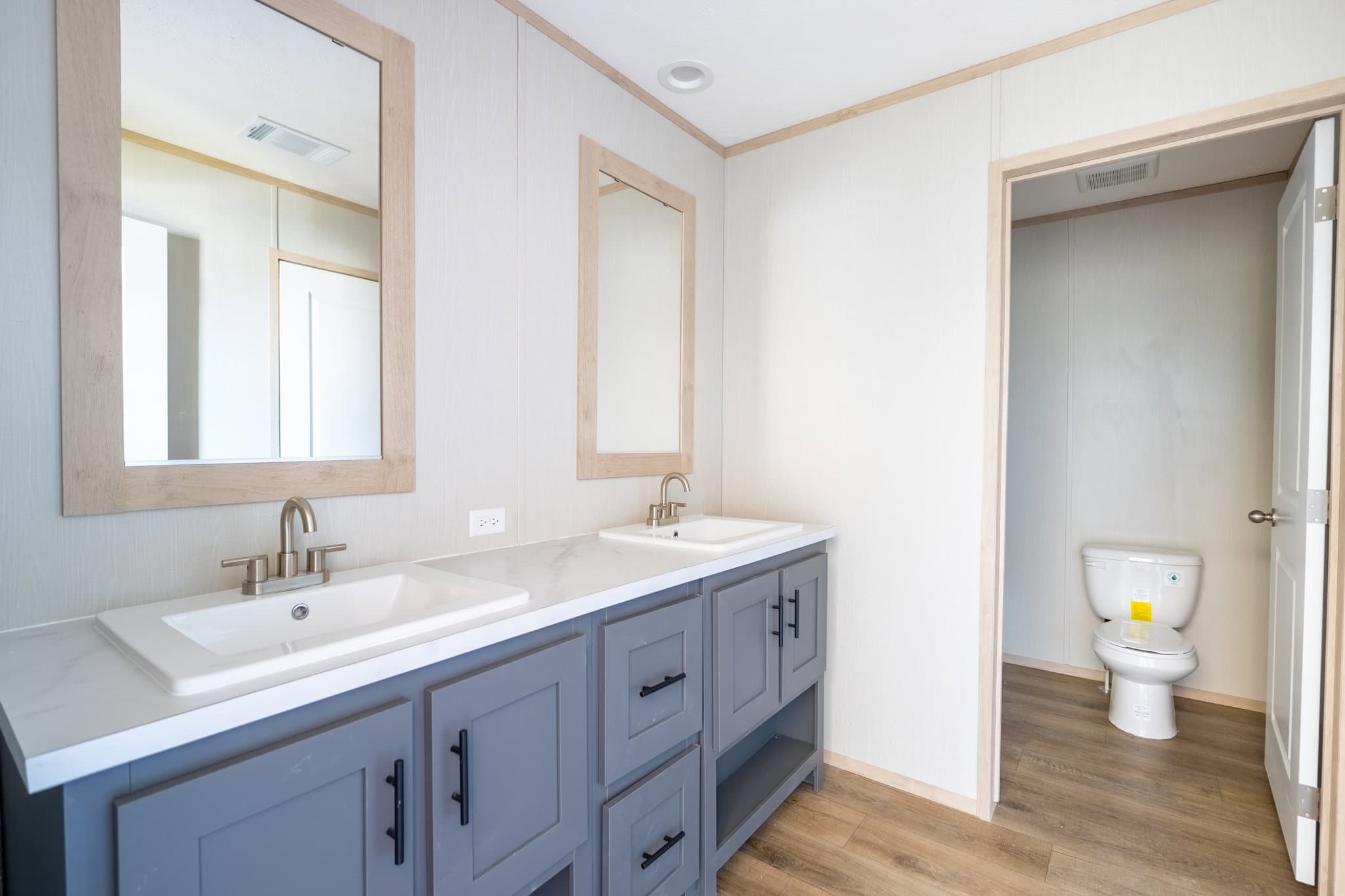 Snowcap  home features