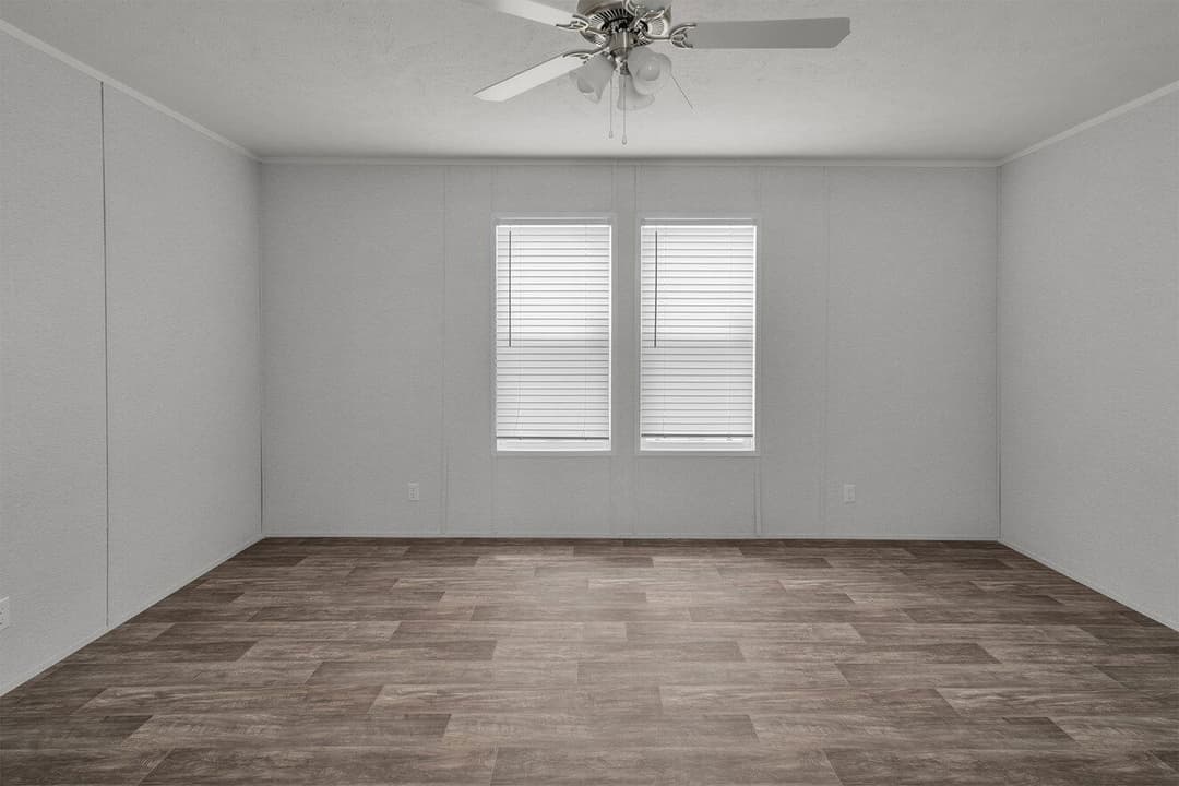 Valu maxx 28563m interior home features