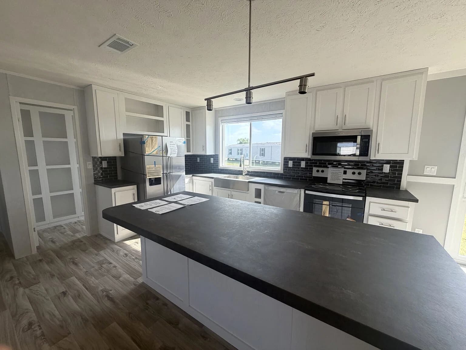 Valu maxx premier 32563e  home features