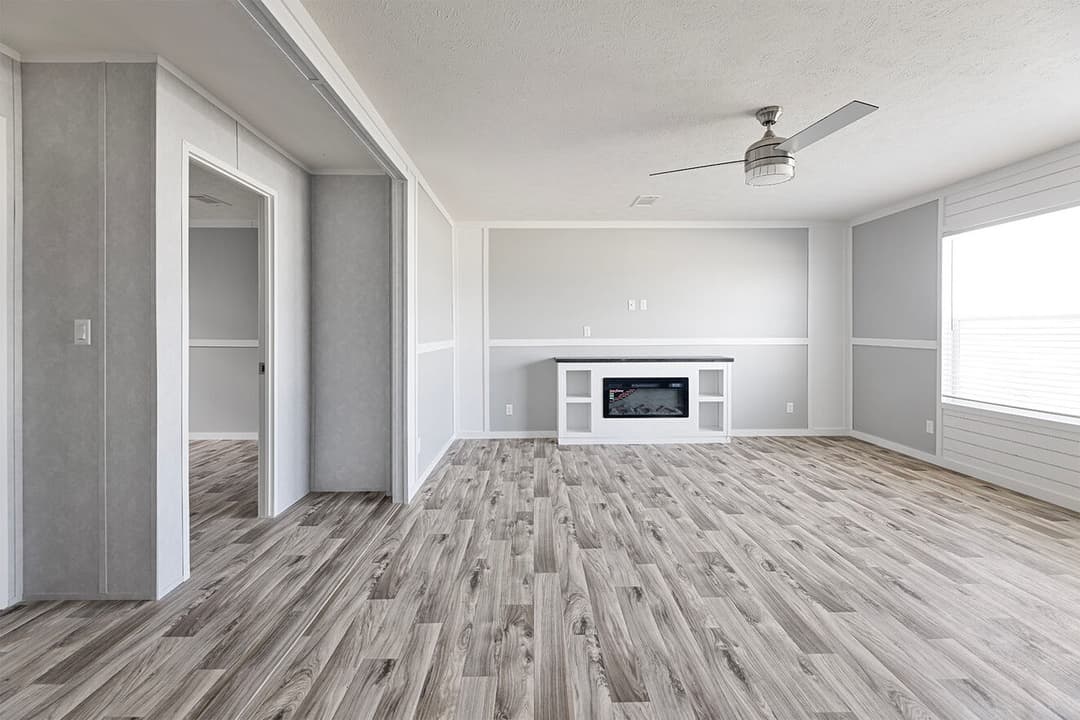 Valu maxx premier 32684e interior home features