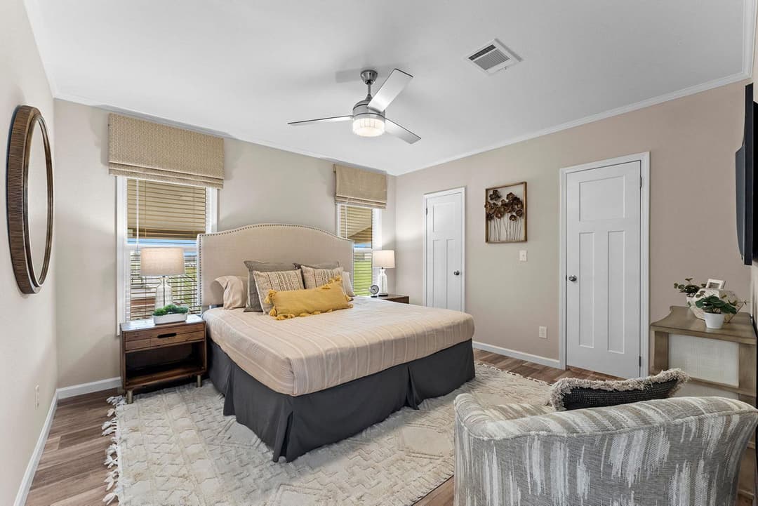 Innovation 2860s bedroom home features