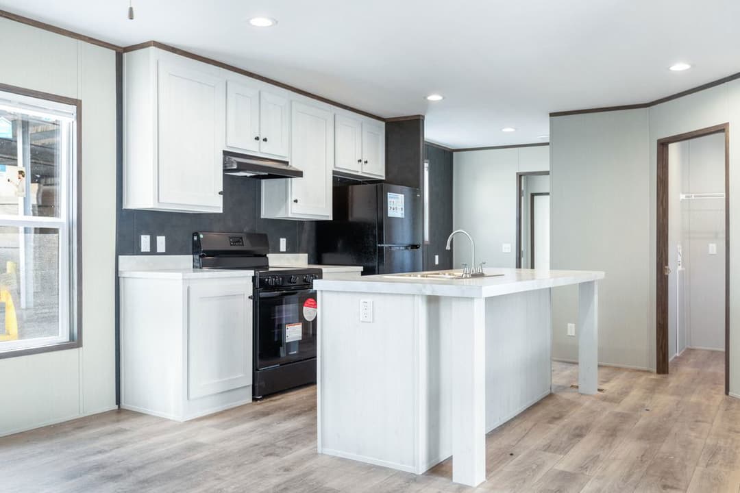 Select 16602s kitchen home features