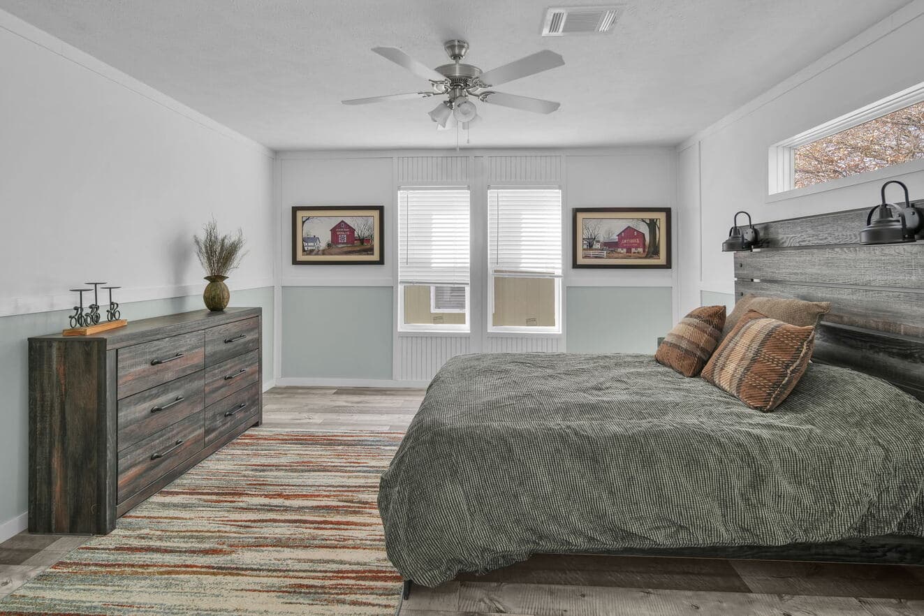 Valu premier 32643g bedroom home features