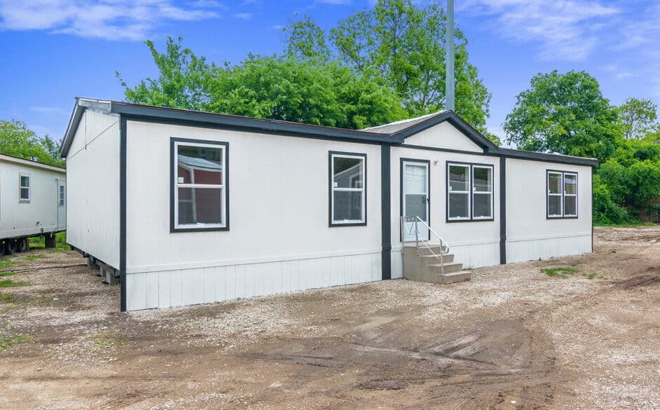 Corral 2354 hero, elevation, and exterior home features