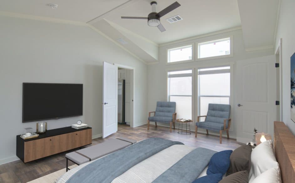 Sapphire 5863 bedroom home features