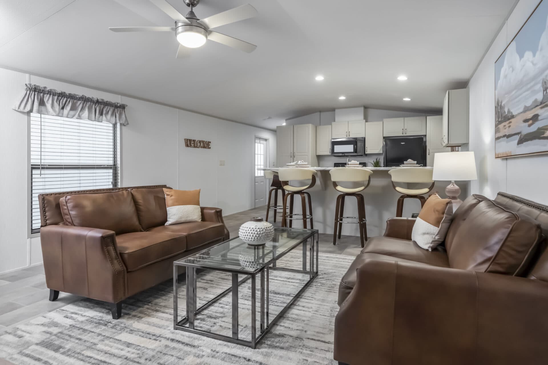 Select s-1664-32c interior home features