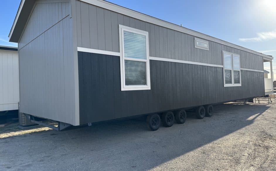 Radiant d46dp8 elevation and exterior home features