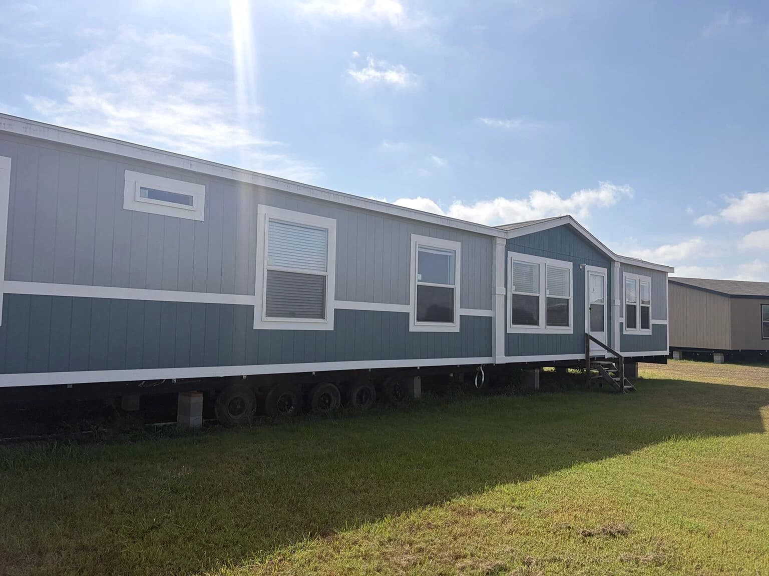 Valu maxx premier 32563e exterior home features