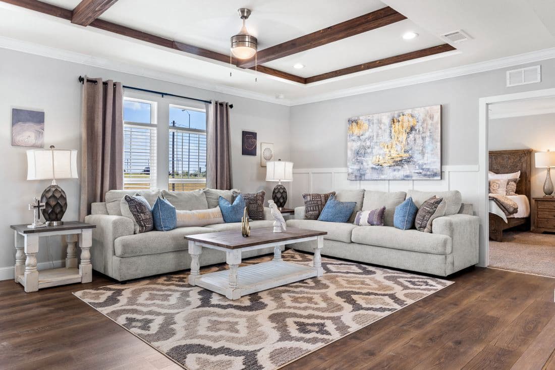 El capitan interior home features