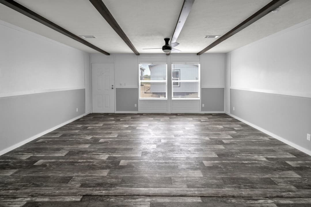 Valu premier 32724g interior home features