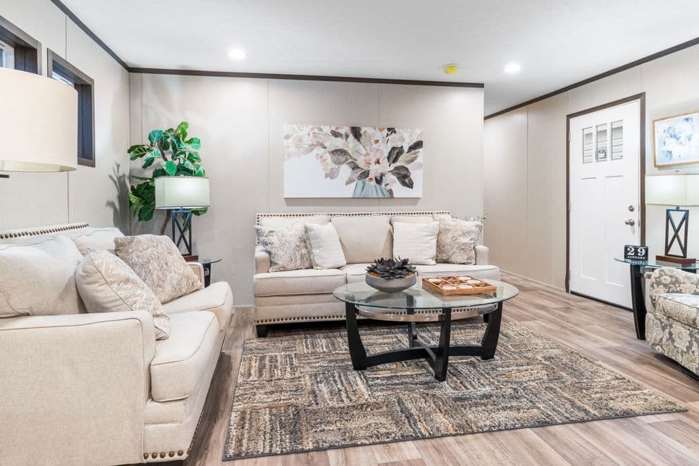 Colossal interior home features