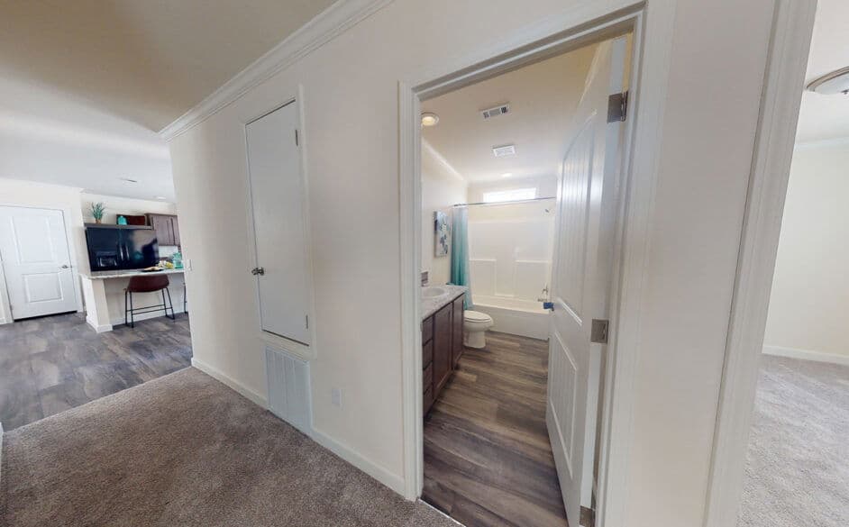 Reserve s56j bedroom home features