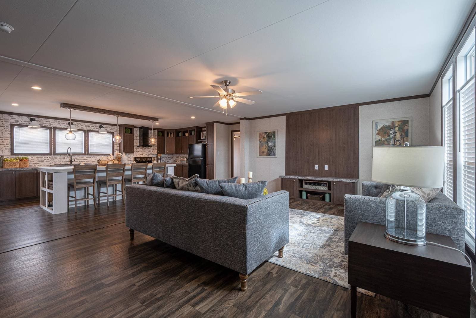 Nm3260f interior home features