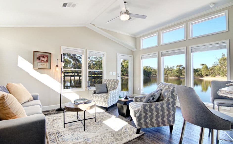 Eagle j60ep8 interior home features