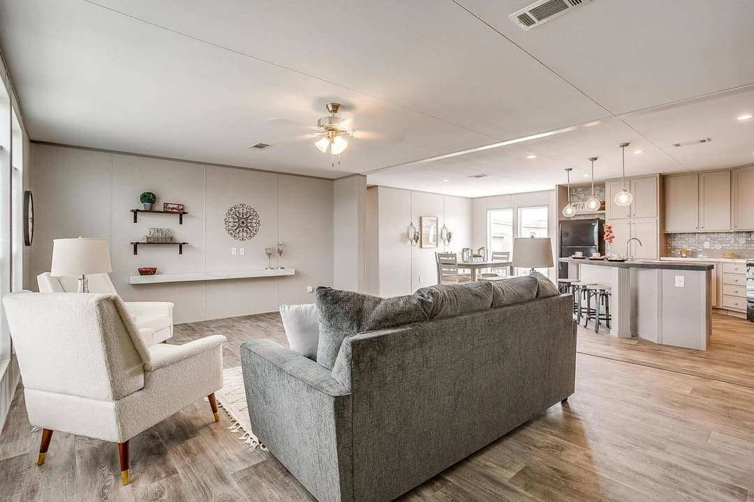 Nm3256h interior home features