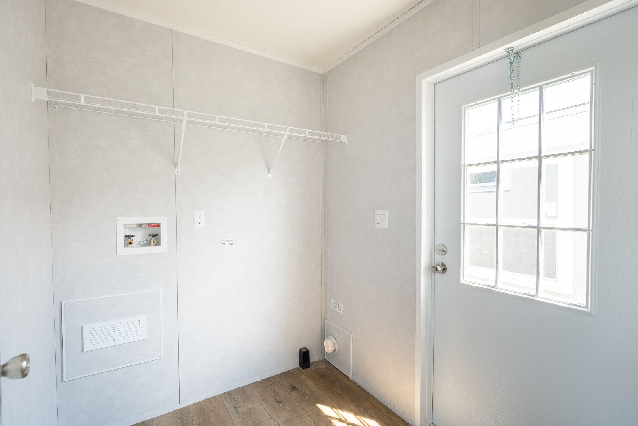 Valu maxx premier 16763a  home features