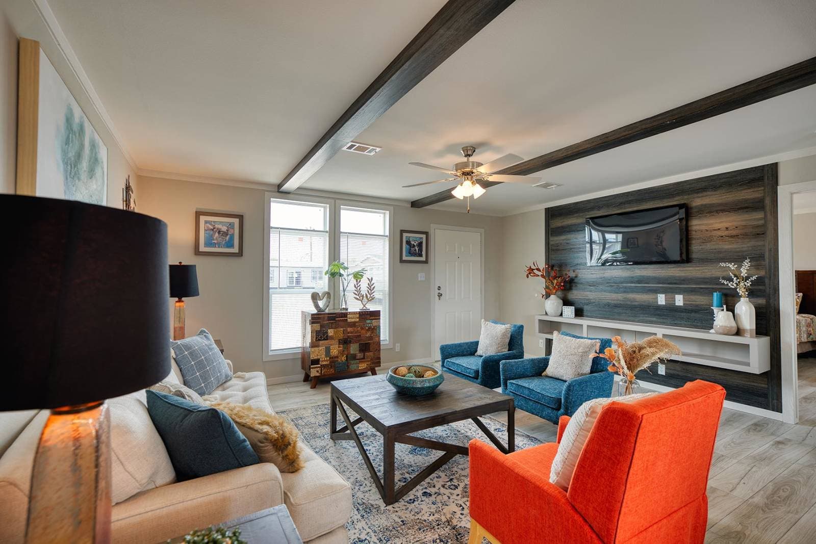 Nm3252a interior home features