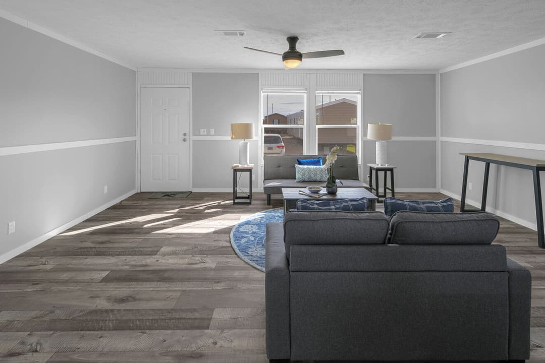 Alamo lite 28724t interior home features