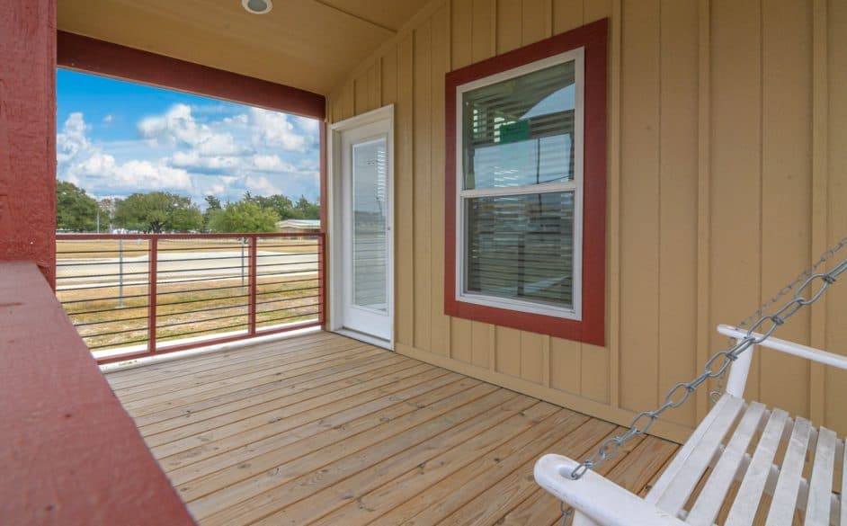 Robin d60ep8 exterior home features