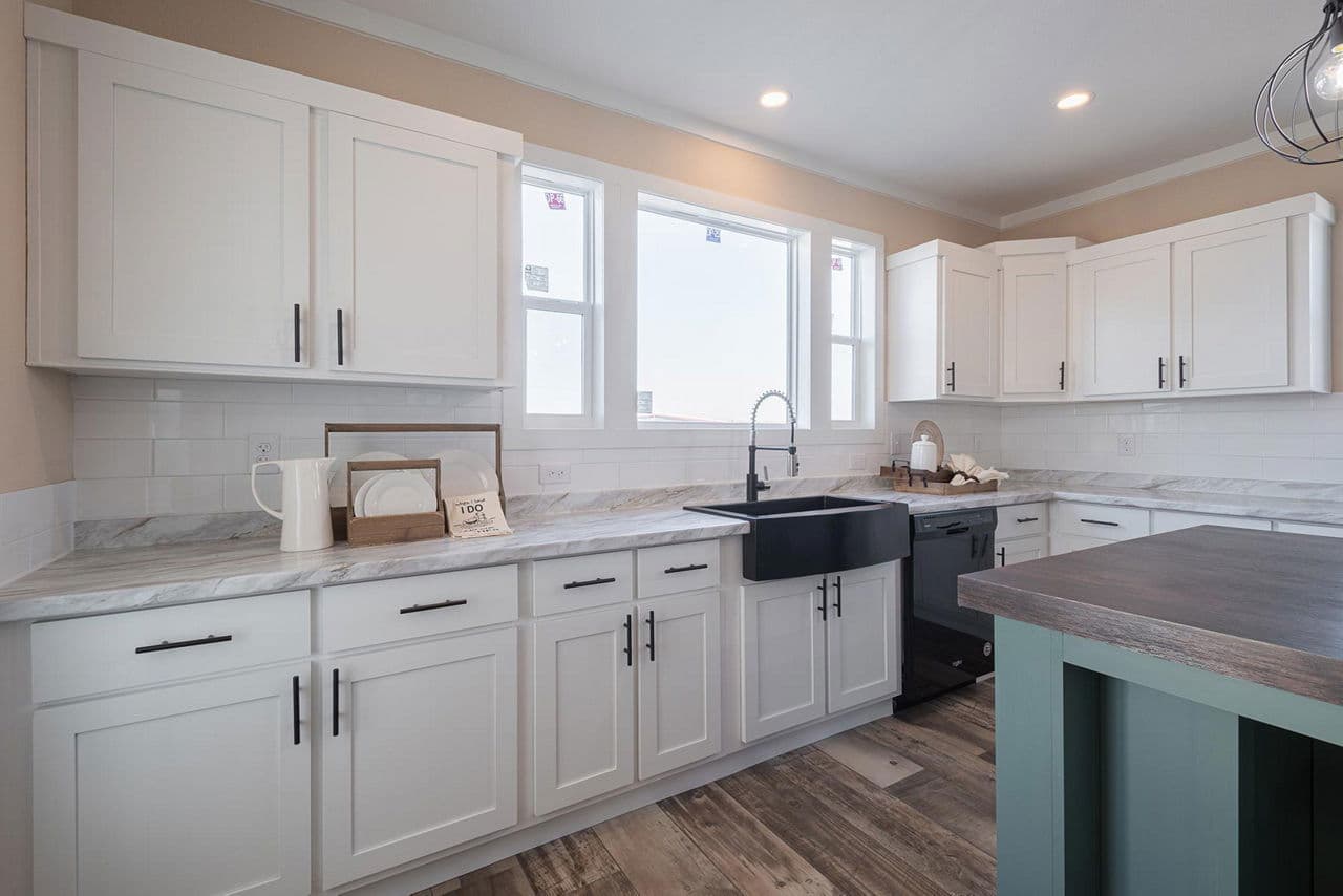 Innovation 3266f kitchen home features