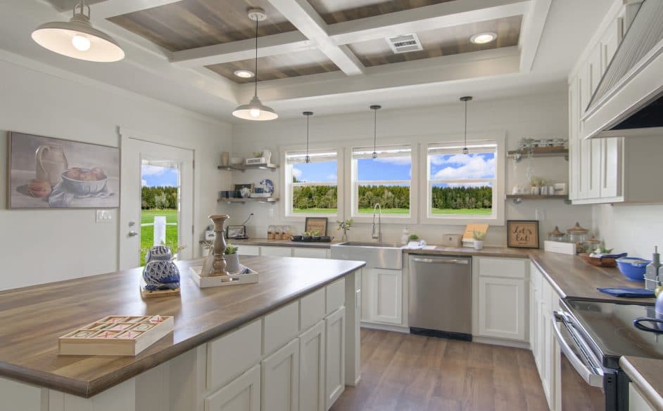 Pearl 6370 kitchen home features