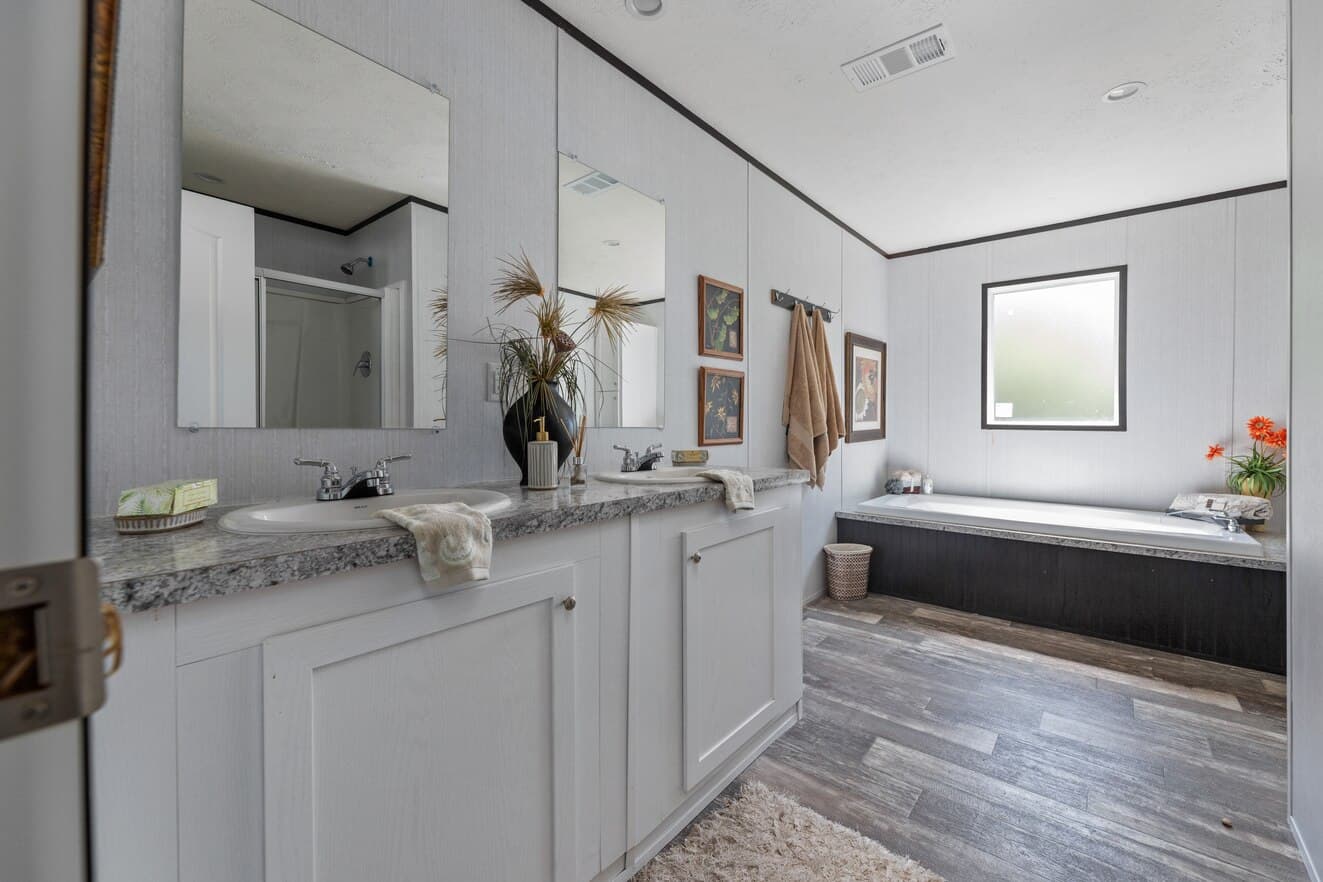 Valu premier 32563g bathroom home features