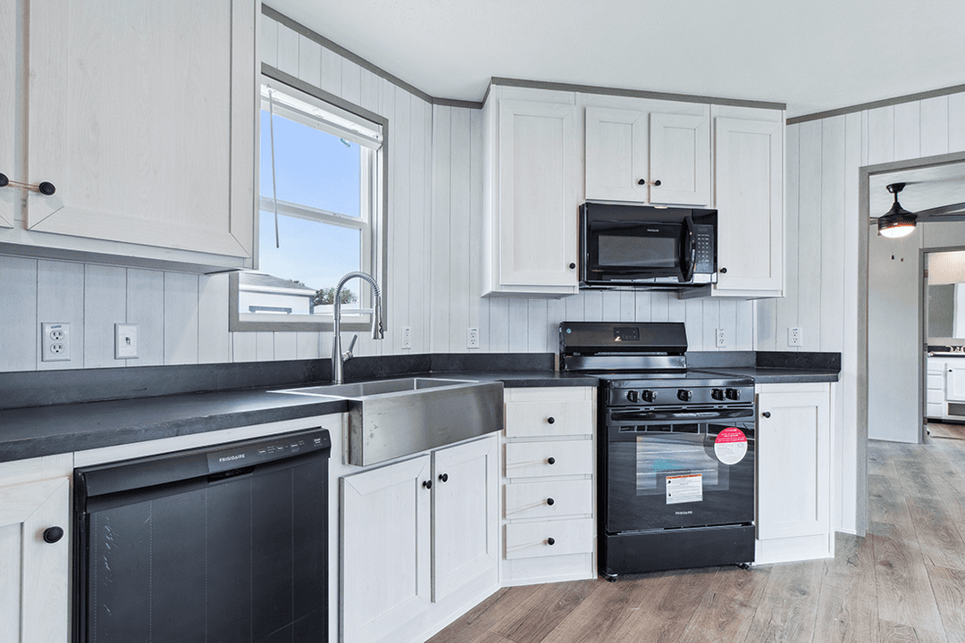 Anniversary 16682f kitchen home features