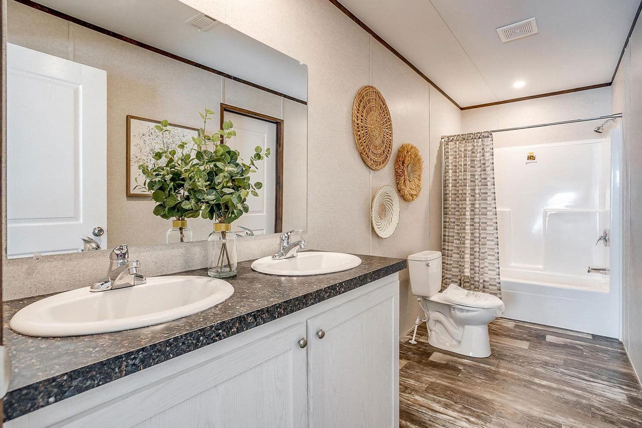 Prime taylor 135 bathroom home features