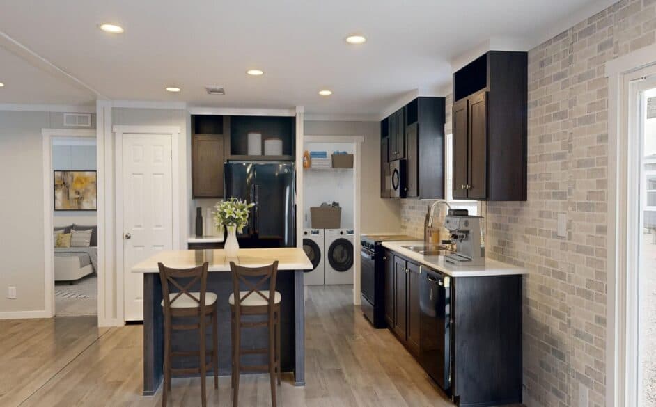 Magnificent seven 2323 kitchen home features