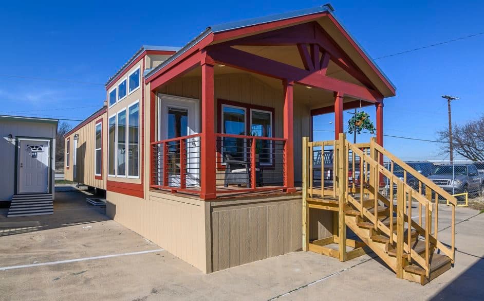 Heron j50ep8 hero, elevation, and exterior home features