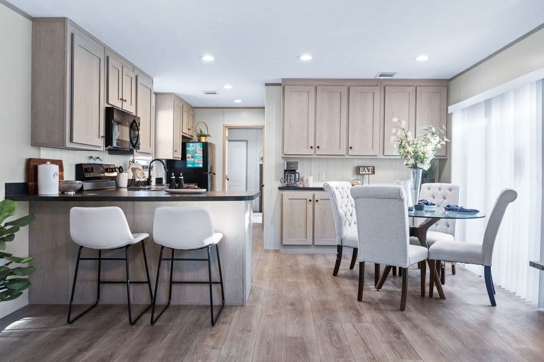 Anniversary 16763a interior home features