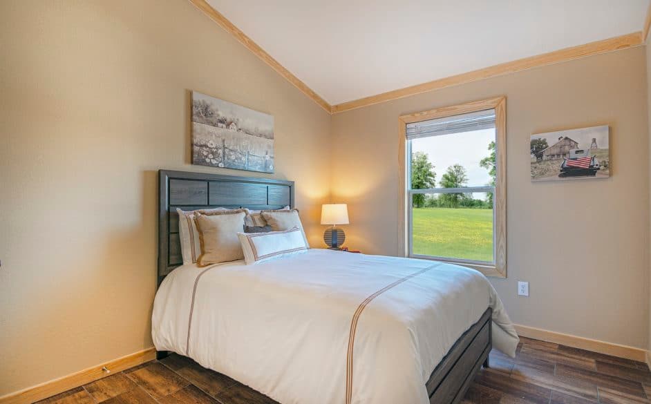 Heron j50ep8 bedroom home features