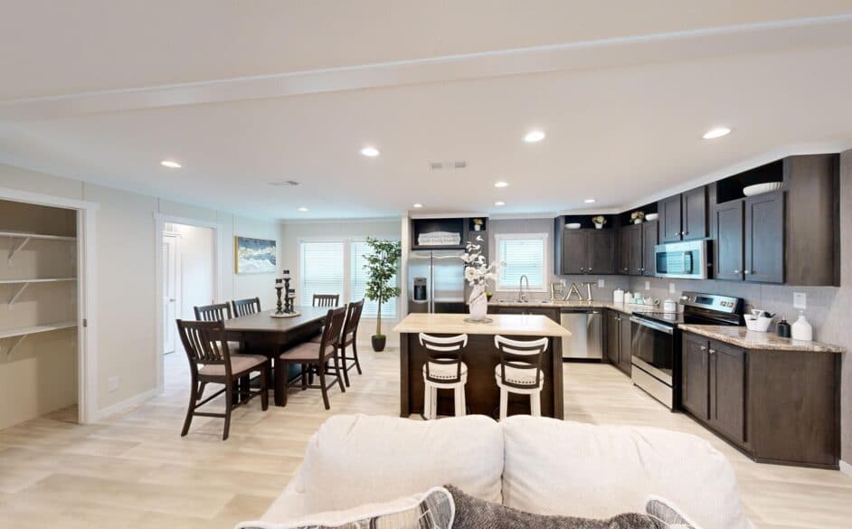 Hacienda p60s kitchen home features